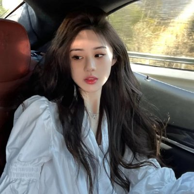 传闻中的女人